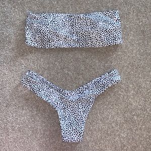 Bathing suit/ bikini